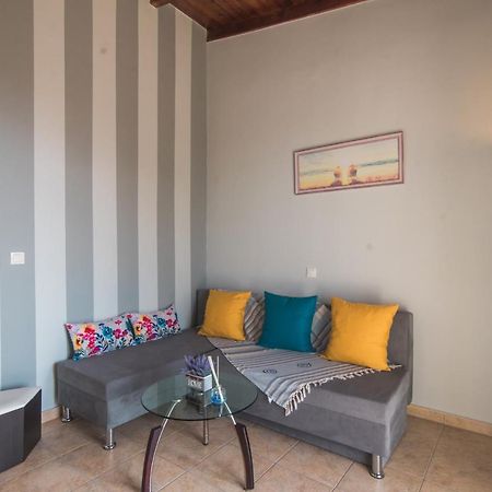 Nadia'S Apartment Перама Экстерьер фото